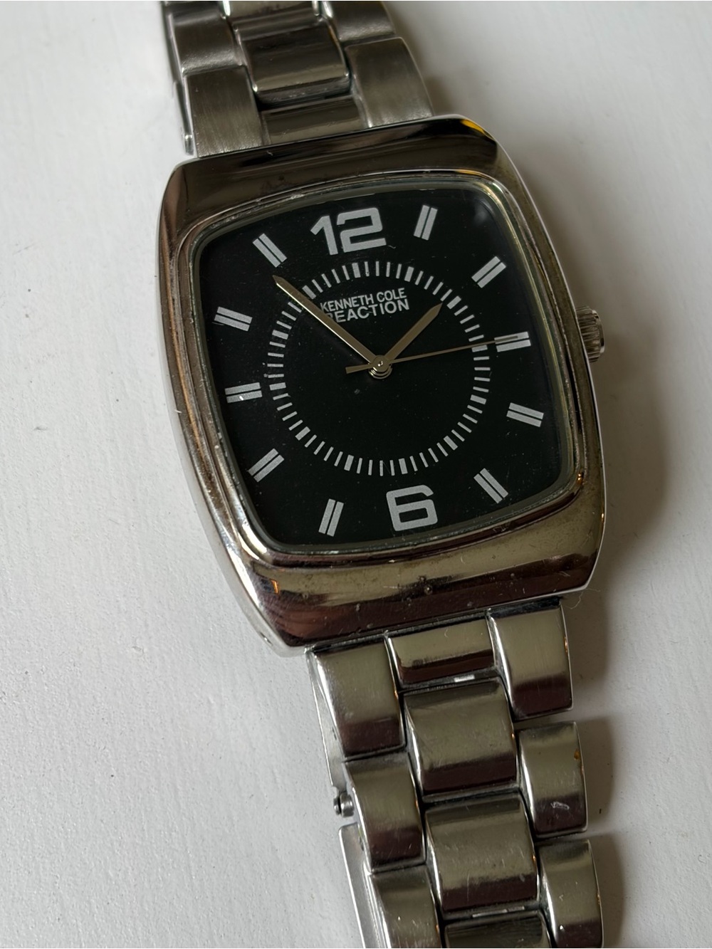 Kenneth Cole Reaction Men's Black / Silver Stainless Steel #20885 Watch *Working